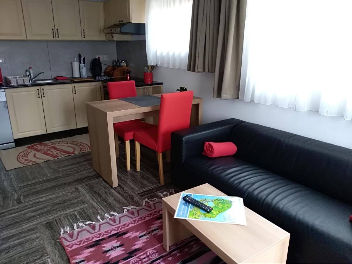 טיהאני Koko Apartman מראה חיצוני תמונה
